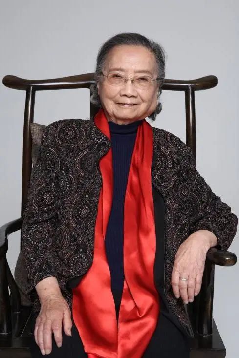 开元集团系统4人获评为上海市第二届“医德之光”、“医德楷模”选树人物